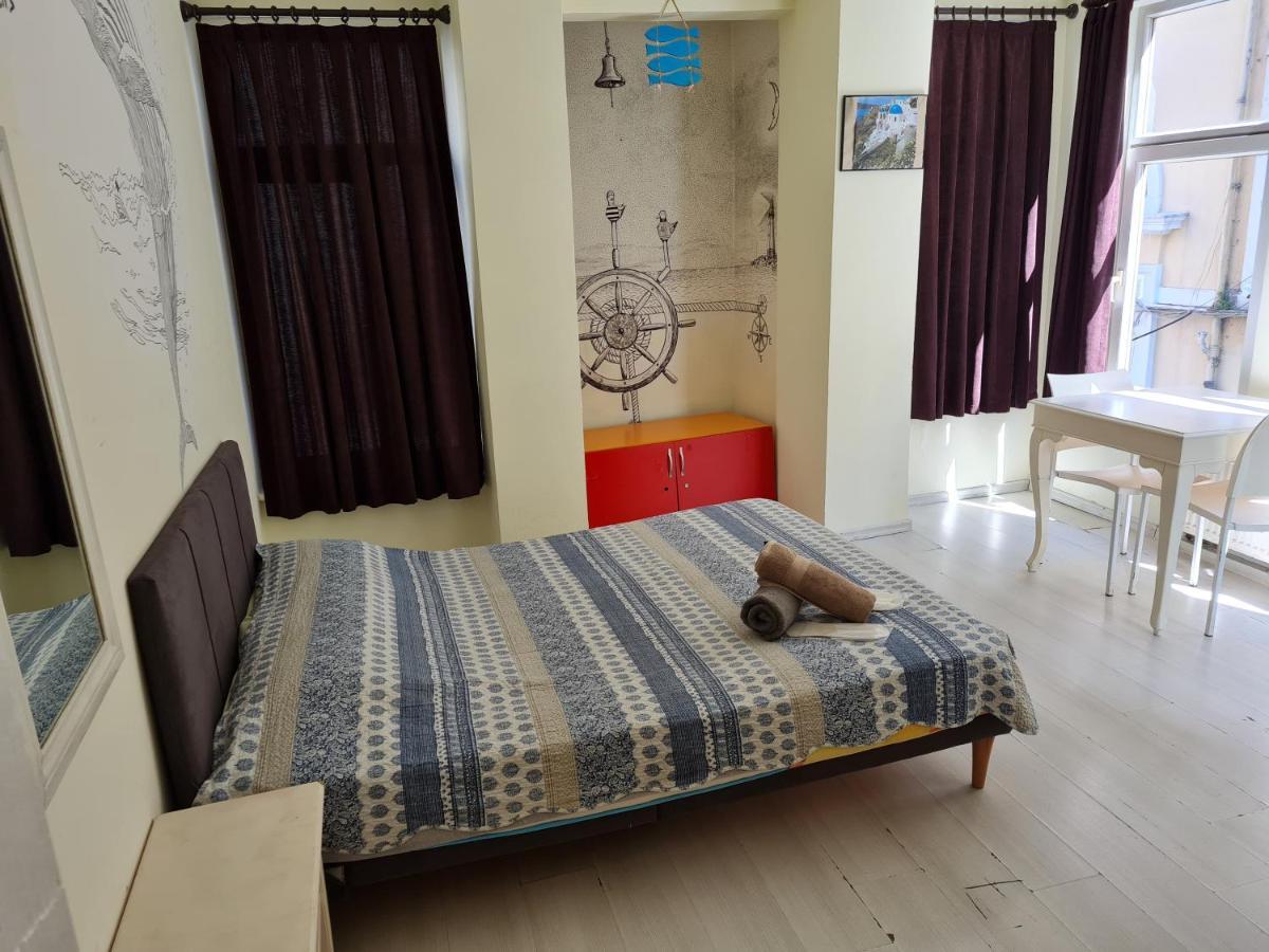 Taxim (adults Only) Hostel *